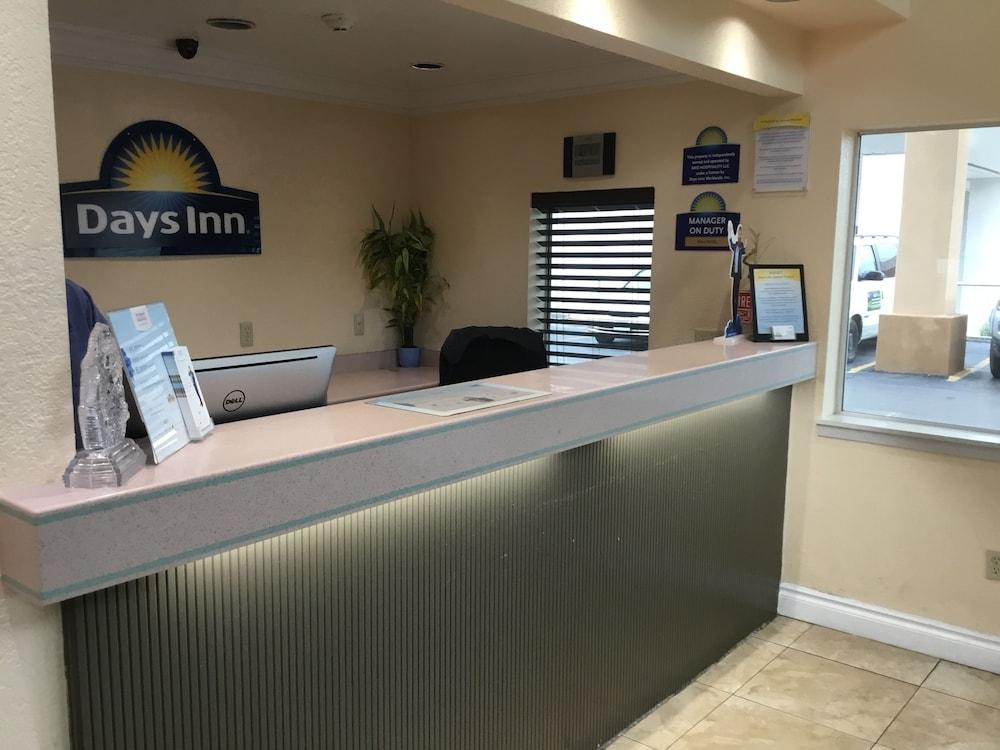 Days Inn By Wyndham San Antonio Airport Luaran gambar